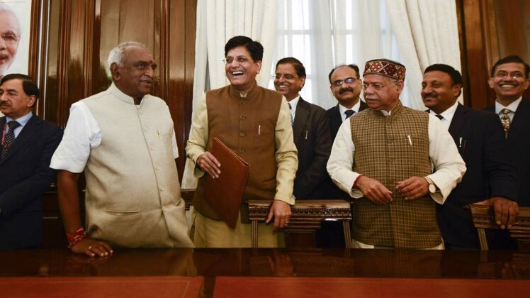 पीयूष गोयल आज पेश करेंगे अंतरिम बजट, जानें क्या हो सकता है खास