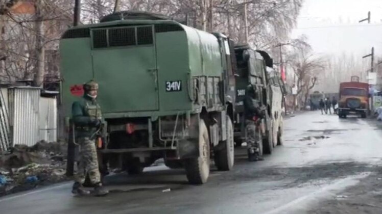 सुरक्षाबलों ने आतंकियों को घेरकर मारा(फोटो-ANI)