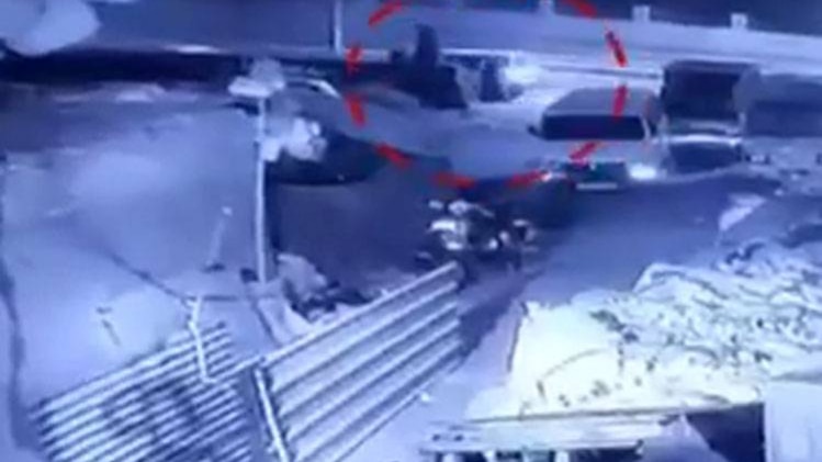 चोरी की तस्वीरें भी सीसीटीवी कैमरों में क़ैद