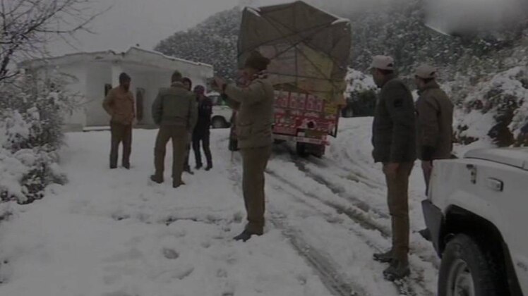 100 शहर 100 खबर