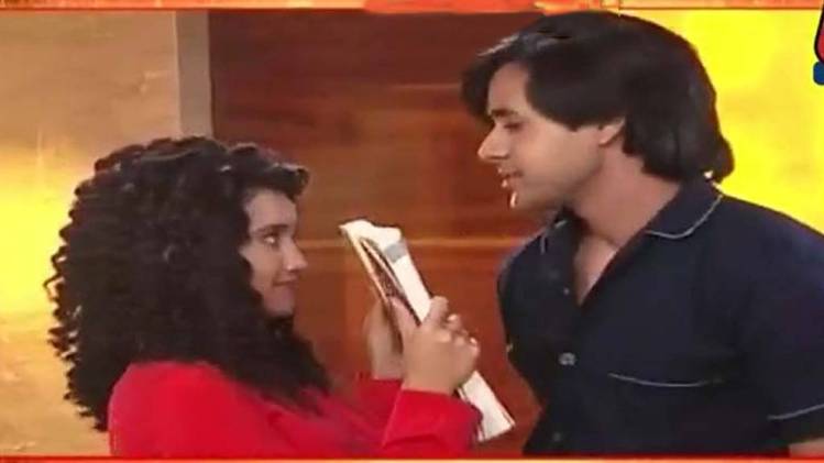 आ गले लग जा