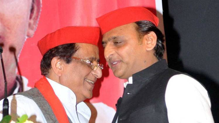 अखिलेश यादव को आजमगढ़ और आजम खान रामपुर से मिला टिकट