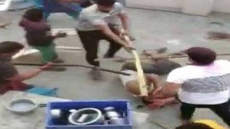 मुस्लिम परिवार पर दबंगों का हमला