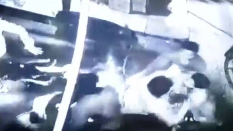 सीसीटीवी में कैद हुई वारदात