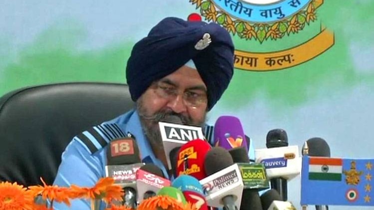 एयरचीफ मार्शल बीएस धनोवा (Photo: ANI/Twitter)