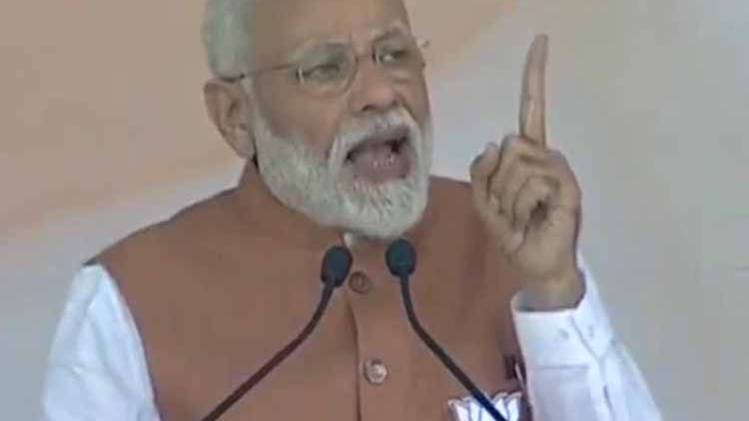 मेरठ में चुनावी रैली के दौरान पीएम मोदी