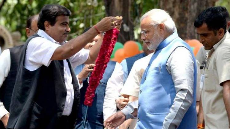 नितिन गडकरी