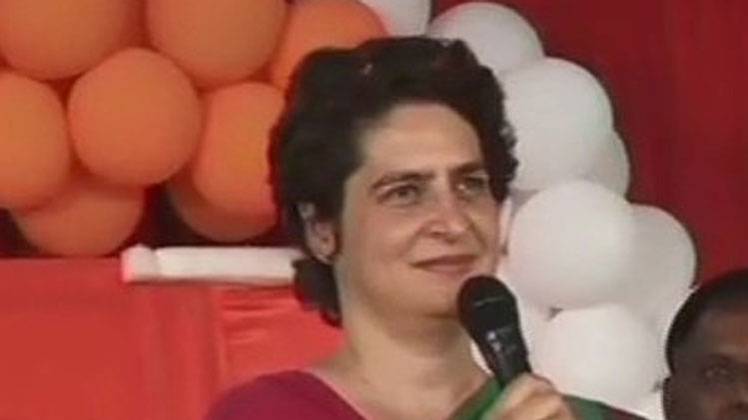 प्रियंका गांधी का यूपी में पहला चुनावी दौरा शुरू (फोटो-ANI/Twitter)