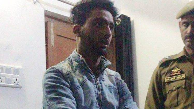 ग्रेनेड हमलावर यासिर जम्मू-कश्मीर पुलिस की गिरफ्त में