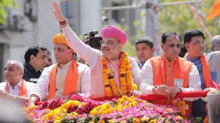 10 मिनट 50 खबरें