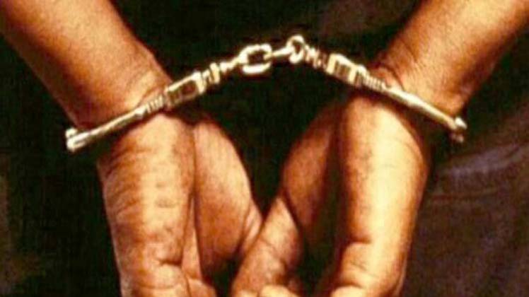 PCR: पुलिस की गिरफ्त में कुख्यात गैंगस्टर ऋषिपाल