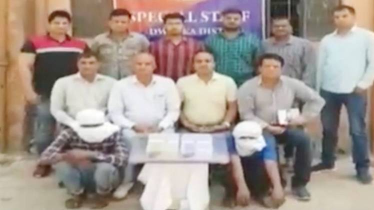 दिल्ली नॉनस्टॉप 100