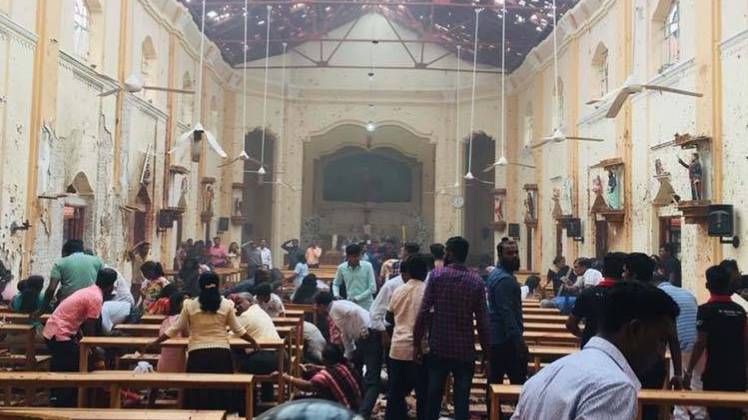 चर्च में बम धमाका