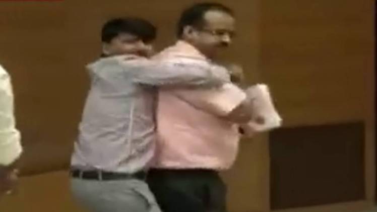 नॉनस्टॉप 100