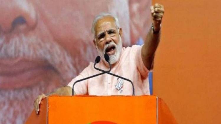 मुंबई मेट्रो: PM मोदी बोले- पिछड़ा हूं इसलिए कांग्रेस ने दी गाली