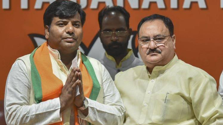 निषाद पार्टी के प्रवीण निषाद बीजेपी में शामिल हुए