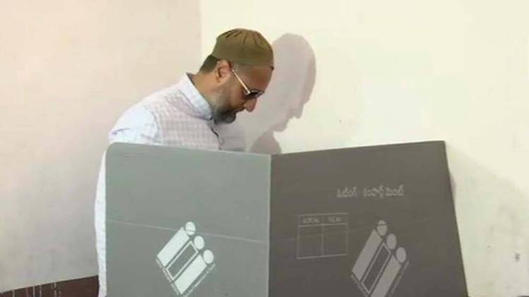 असदुद्दीन ओवैसी