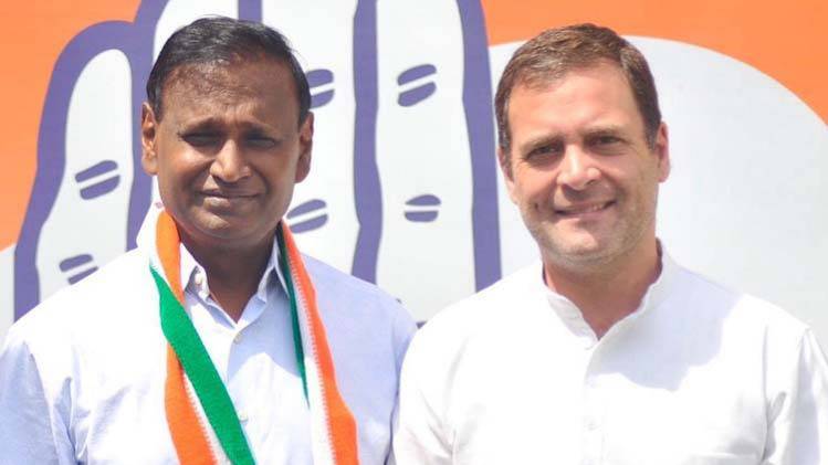 कांग्रेस अध्यक्ष राहुल गांधी के साथ उदित राज- ट्विटर