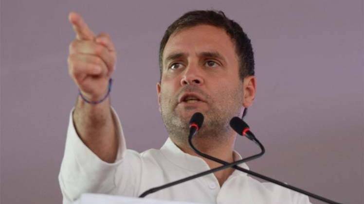 राहुल बोले-मोदी ने अपने गुरु आडवाणी को मंच से फेंका