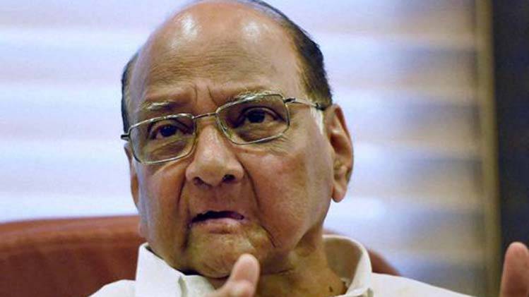 एनसीपी प्रमुख शरद पवार ने किया मतदान