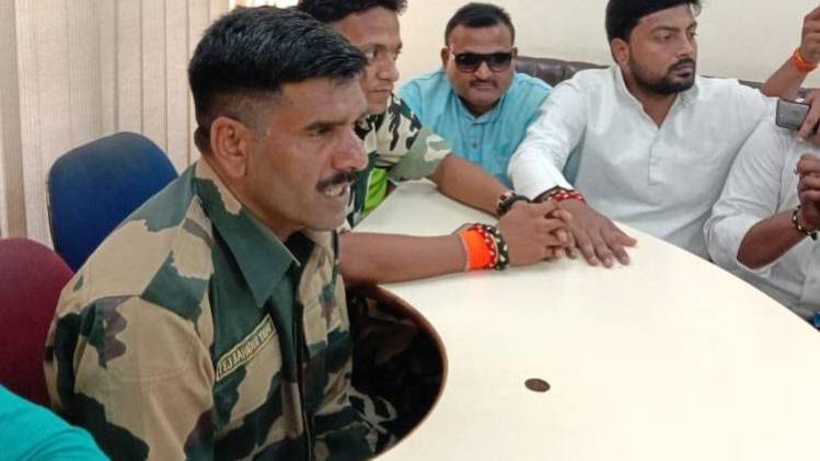 तेज बहादुर यादव