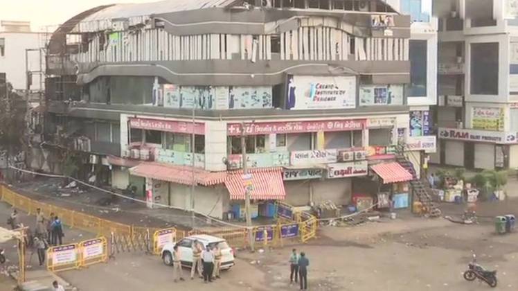 नॉनस्टॉप 100