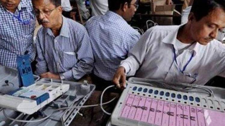 नतीजों से पहले EVM पर सख्त पहरे