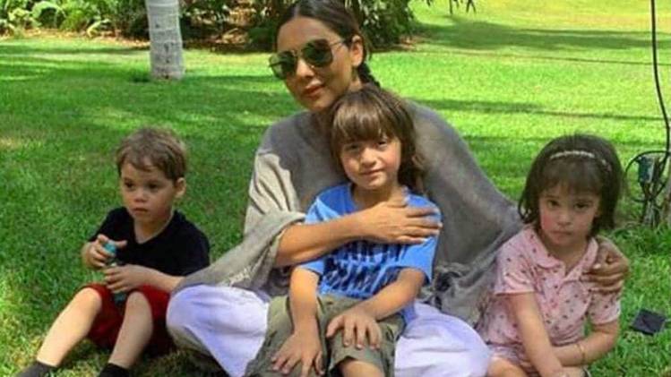 अबराम, यश, रूही संग गौरी खान