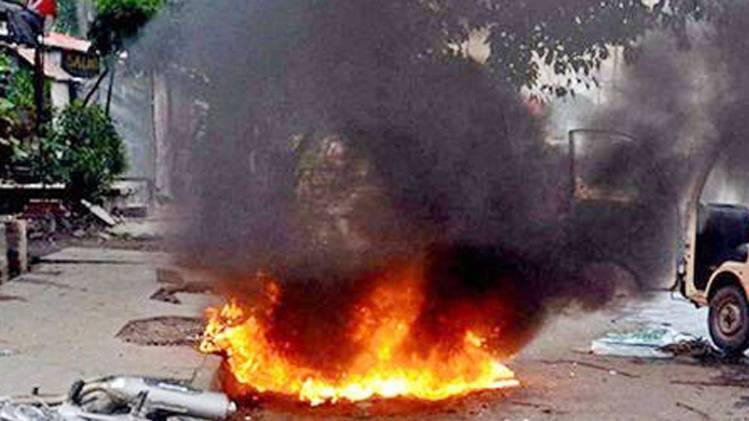 बंगाल में फिर भड़की हिंसा