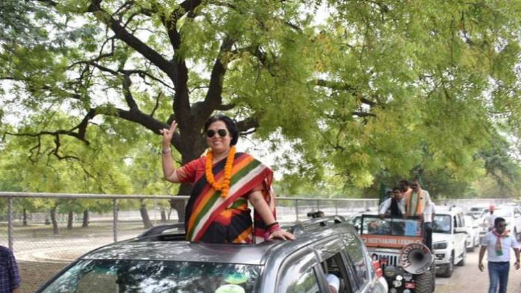 मीनाक्षी लेखी