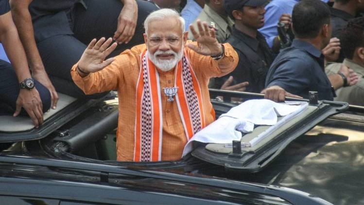 नरेंद्र मोदी