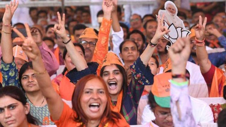 प्रचंड जीत के बाद मोदी के जनता से 3 वचन