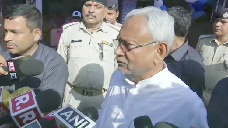 नीतीश कुमार