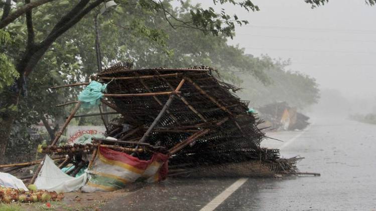 नॉनस्टॉप 100