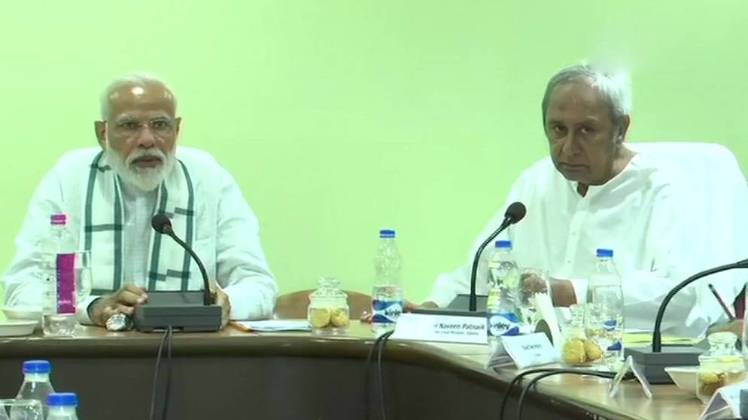 पीएम मोदी और नवीन पटनायक