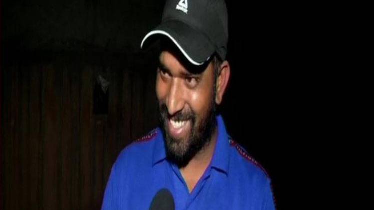 सीएम केजरीवाल को थप्पड़ मारने वाला सुरेश (फोटो- एएनआई)