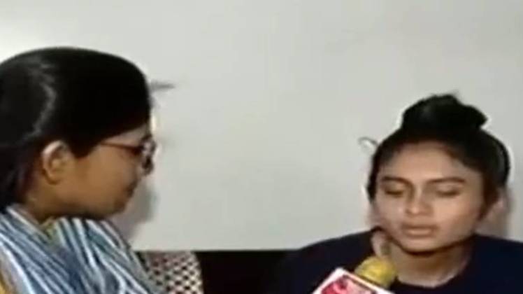 सूरत अग्निकांड से बचकर निकली उर्मी