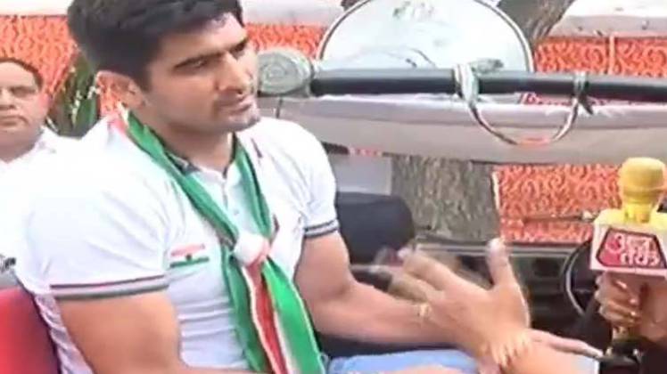 वोट का सवाल है