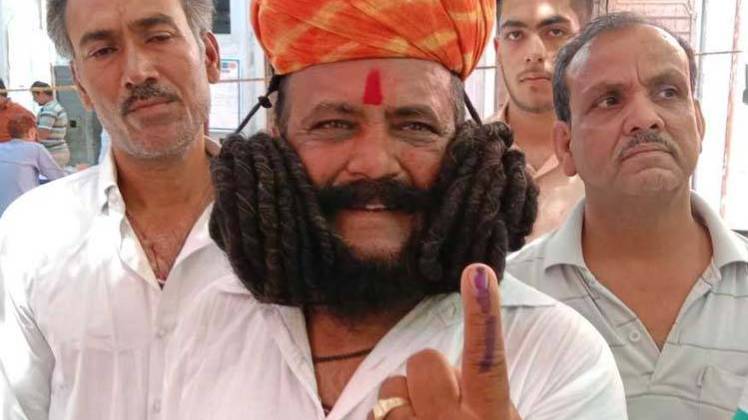 गिरिधर व्यास