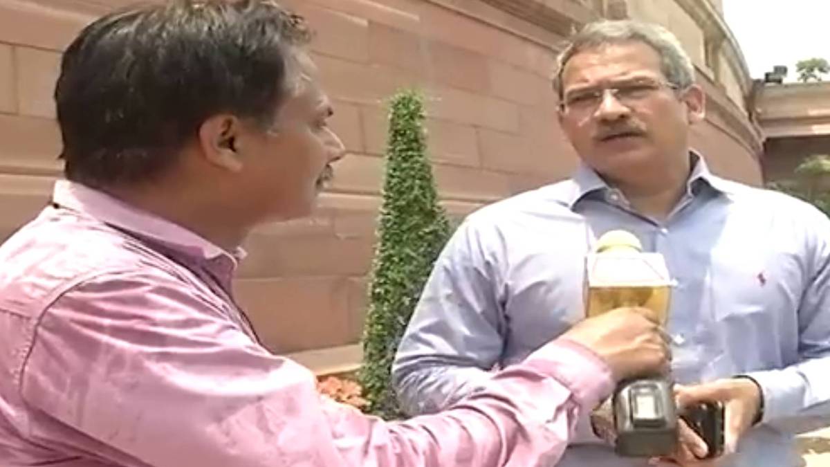 अनिल देसाई