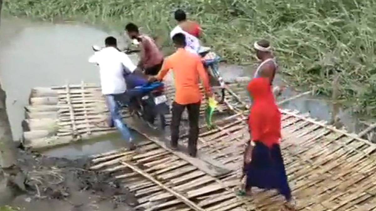 असम में बाढ़ का कहर