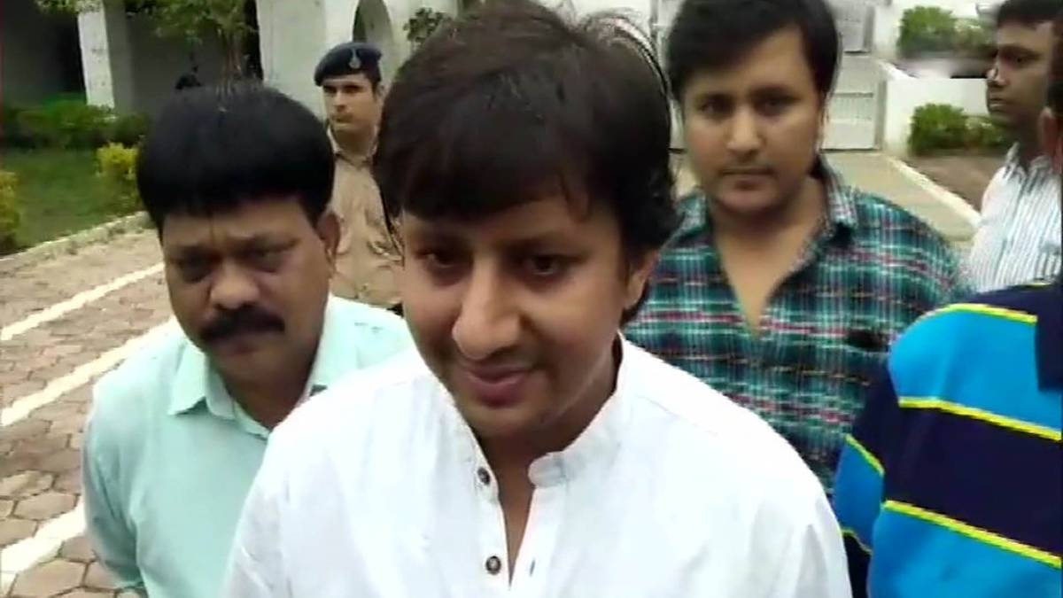 विधायक आकाश विजयवर्गीय