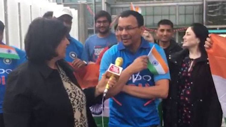 विदेशी फैन्स