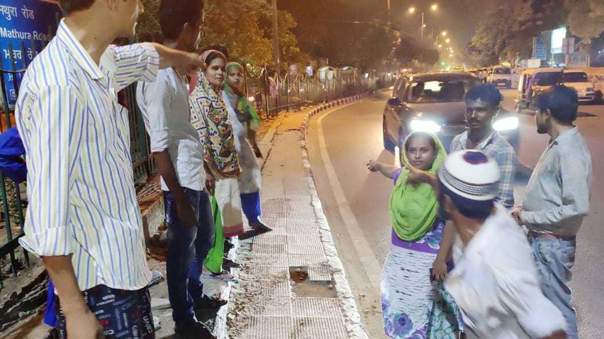 मौका ए वारदात पर मौजूद लोग