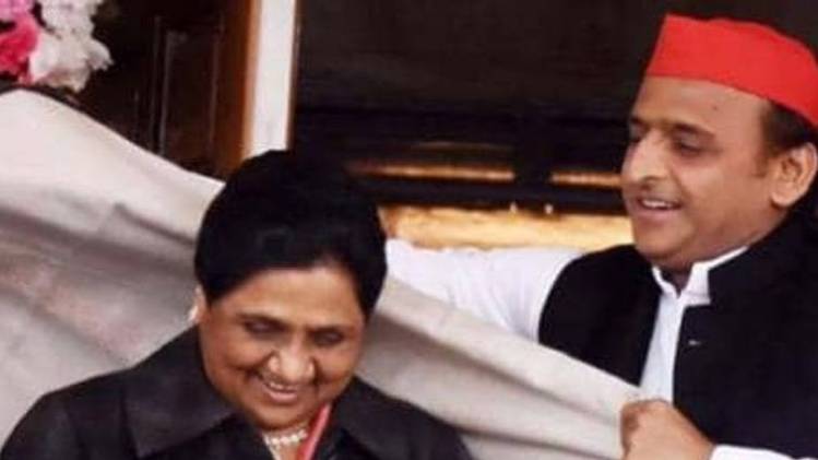 मायावती और अखिलेश यादव (फोटो-Twitter)