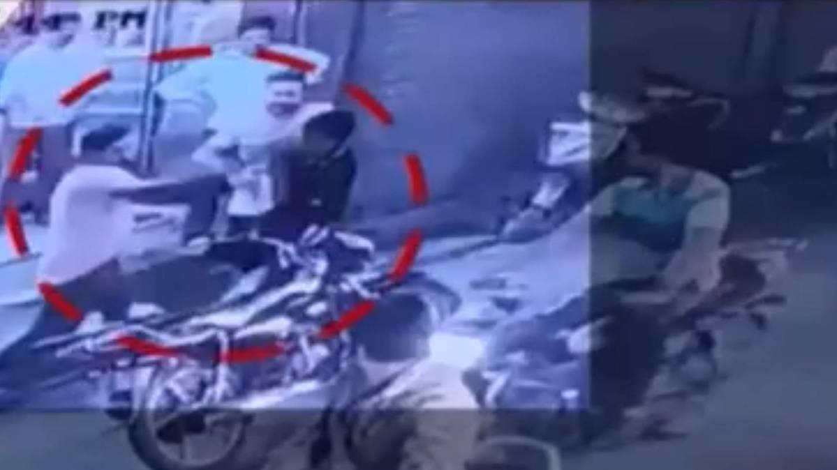 पंजाब के तरनतारन में मारपीट