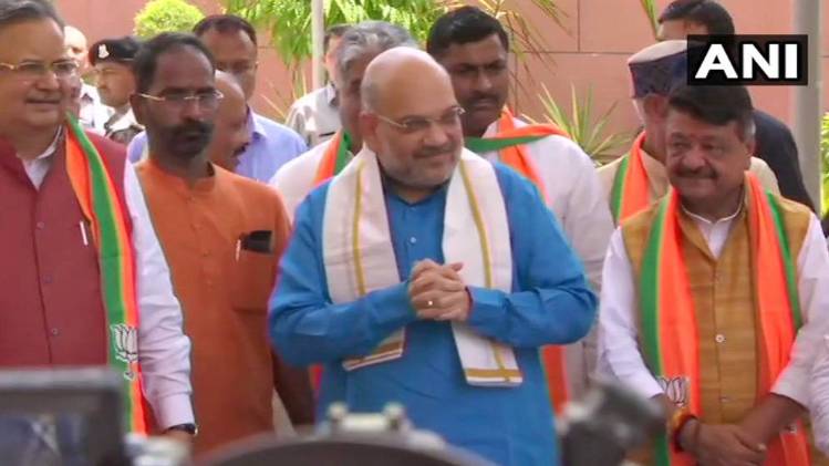 10 मिनट 50 खबरें