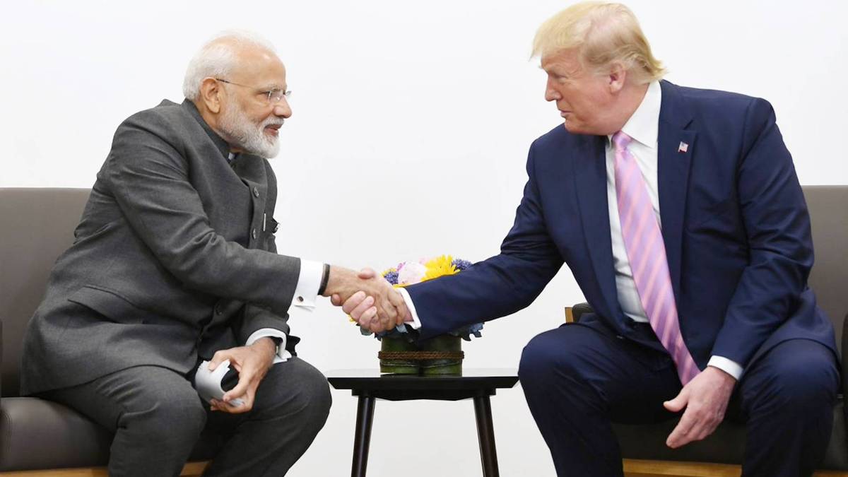 पीएम मोदी और अमेरिकी राष्ट्रपति डॉनल्ड ट्रंप(फोटो-@narendramodi)