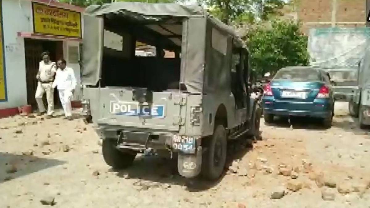 Mob Ruckus in Nalanda Over child   stealing from hospital