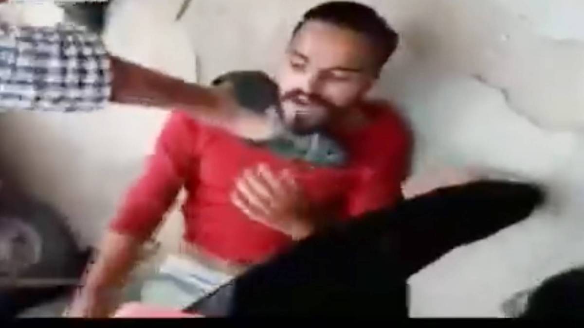 युवक की पिटाई